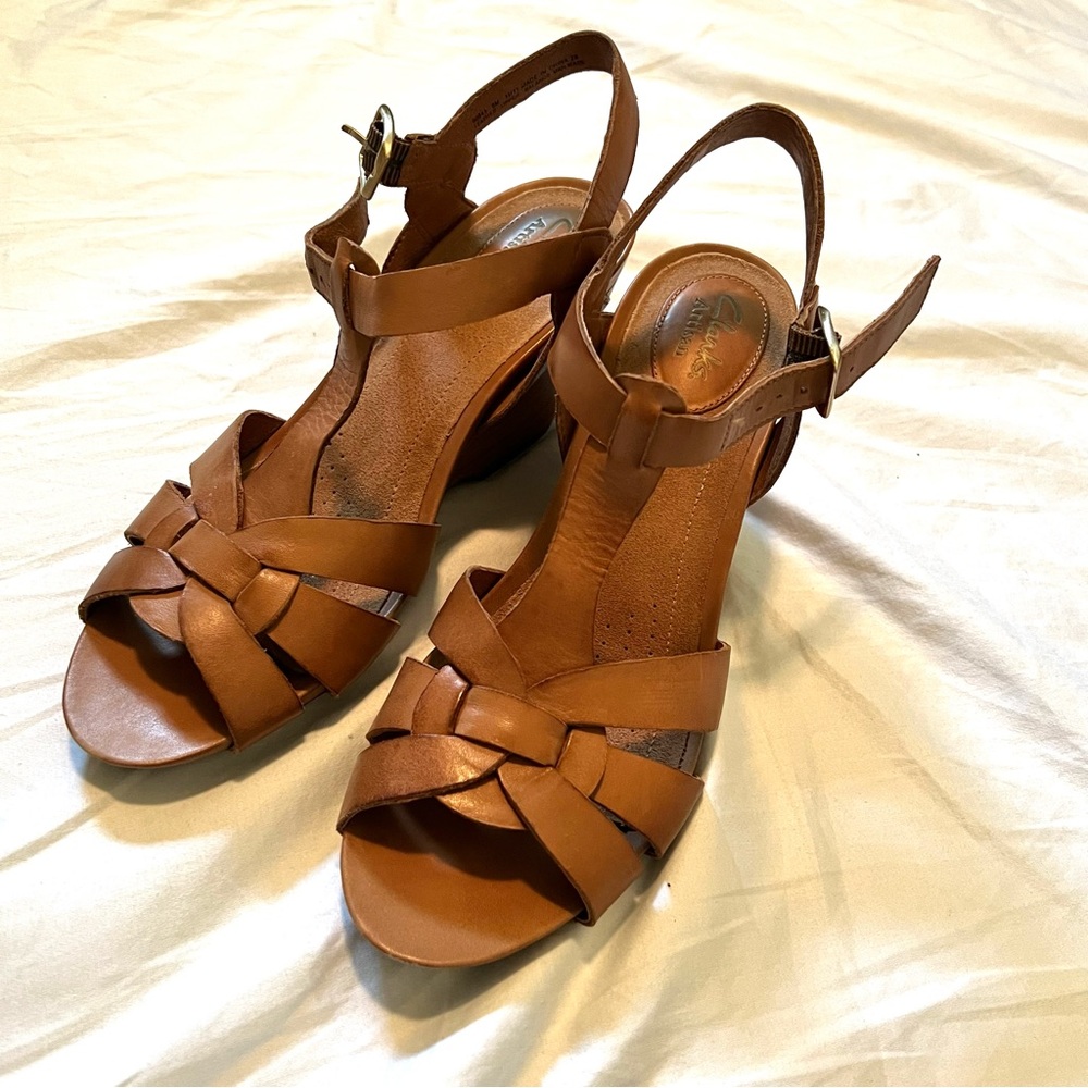 Clarks Women's Brown Sandals